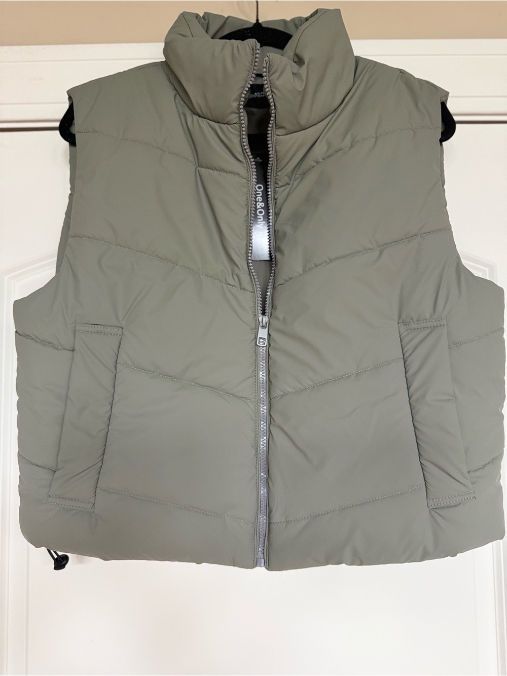 Quilted Sleeveless Puffer Vest in Sage Green